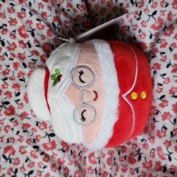 Squishmallows | Toys | Brand New Squishmallows Nicolette Aka Ms Claus ...